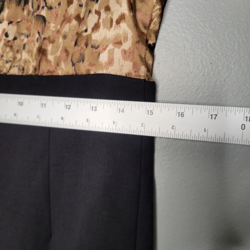 Tahari Black Sheath Dress Women's Size 6 US Beige Gold Print Sleeveless Knee
